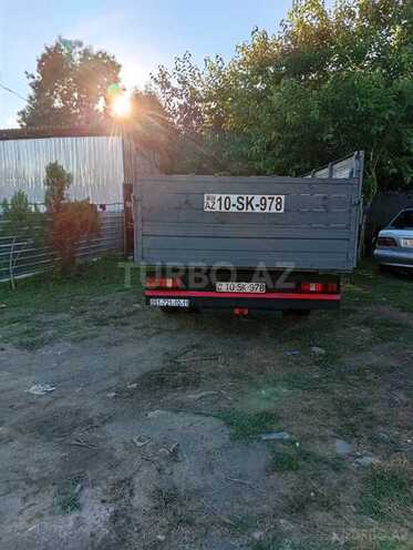 Ford Transit-8
