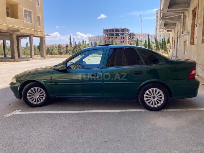 Opel Vectra-3