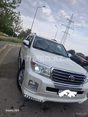 Toyota Land Cruiser-8