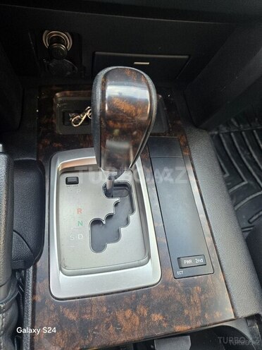 Toyota Land Cruiser-17