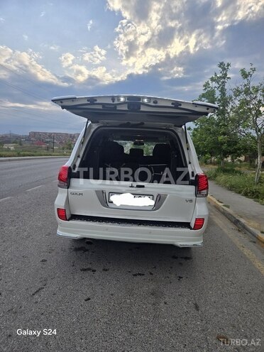 Toyota Land Cruiser-12