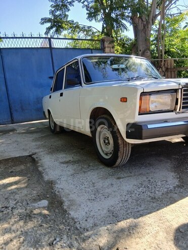 LADA (VAZ) 2107-8