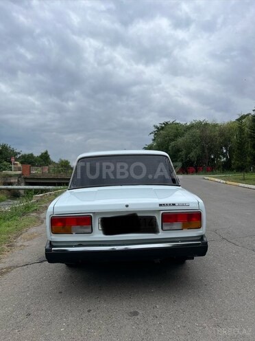 LADA (VAZ) 2107-8