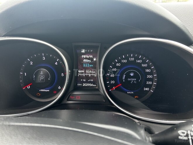 Hyundai Santa Fe-8