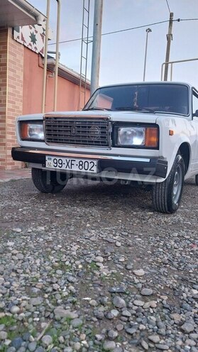 LADA (VAZ) 2107-1