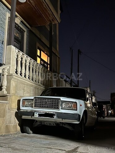 LADA (VAZ) 2107-1