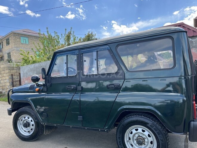 UAZ Hunter-3