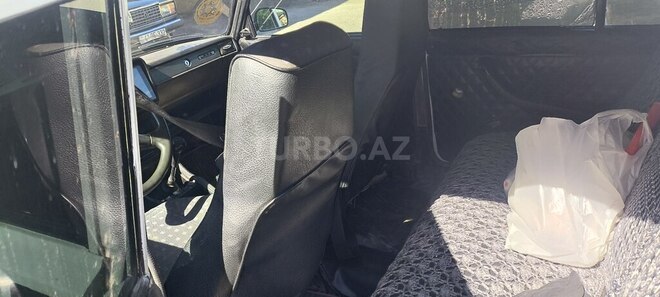 LADA (VAZ) 2107-2