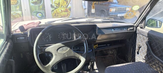 LADA (VAZ) 2107-4