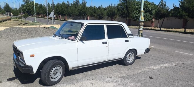 LADA (VAZ) 2107-5