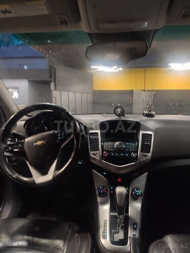Chevrolet Cruze-8