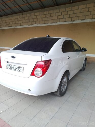 Chevrolet Aveo-4