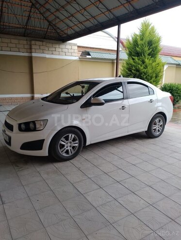 Chevrolet Aveo-1