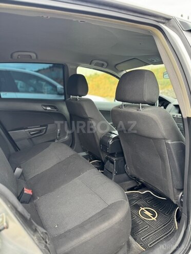 Opel Astra-7