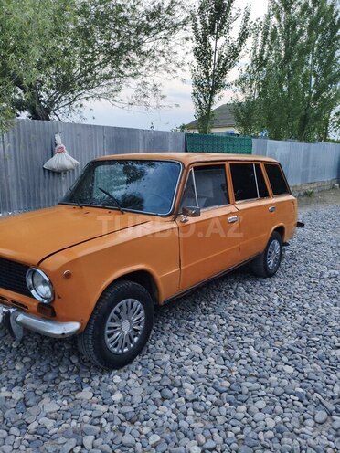 LADA (VAZ) 2102-3