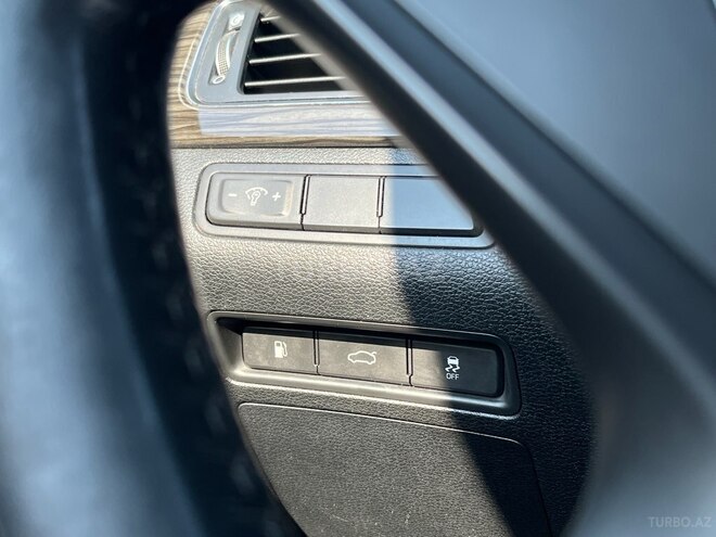 Hyundai Sonata-8