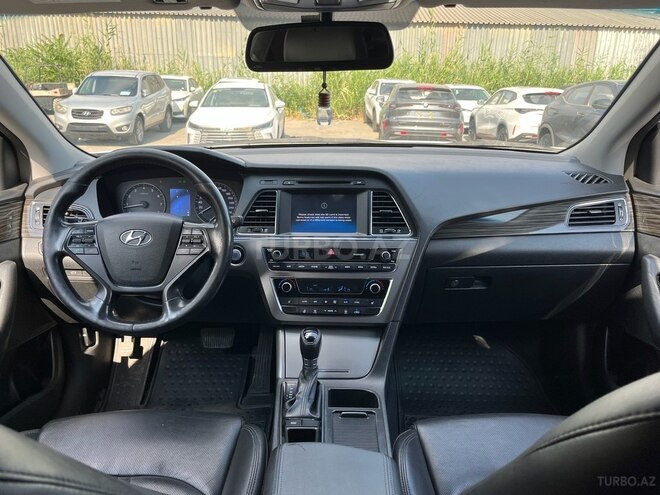 Hyundai Sonata-3