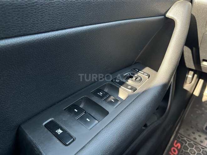 Hyundai Sonata-10