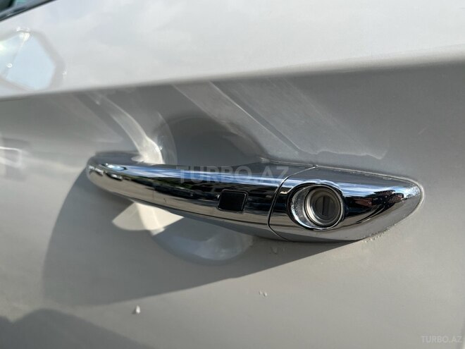 Hyundai Sonata-20