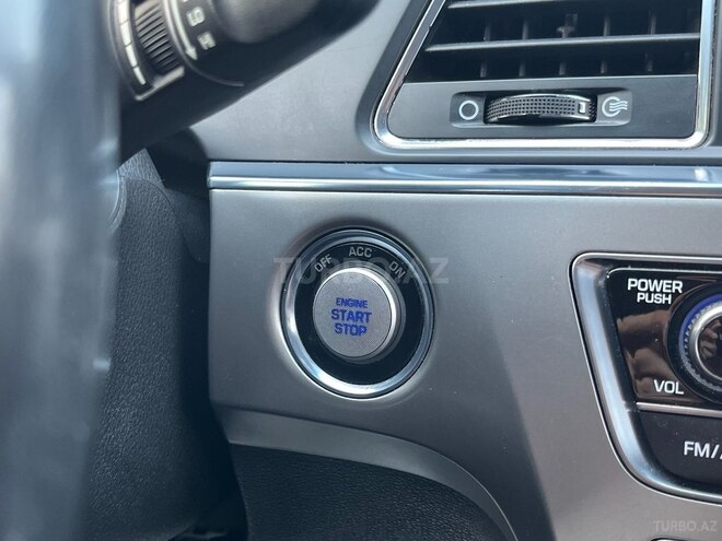 Hyundai Sonata-9