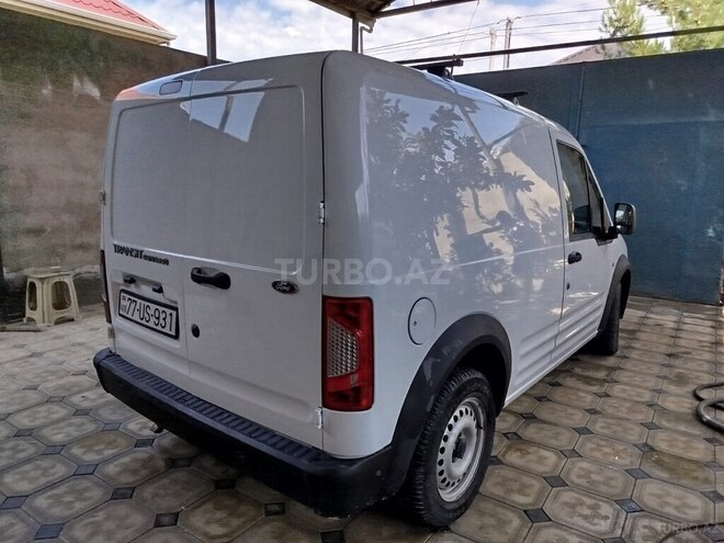 Ford Transit Connect-2