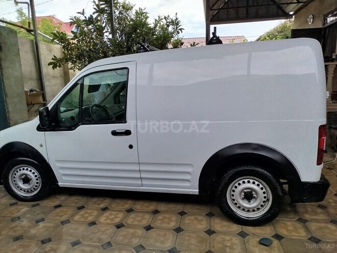 Ford Transit Connect-7