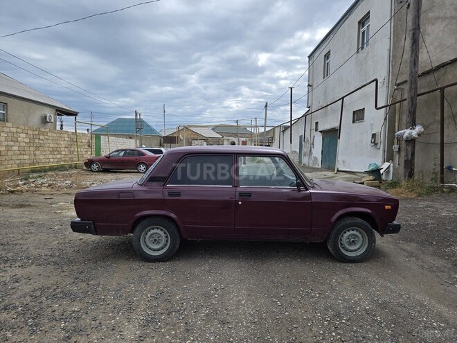 LADA (VAZ) 2107-4