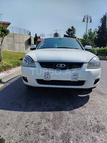 LADA (VAZ) Priora-1
