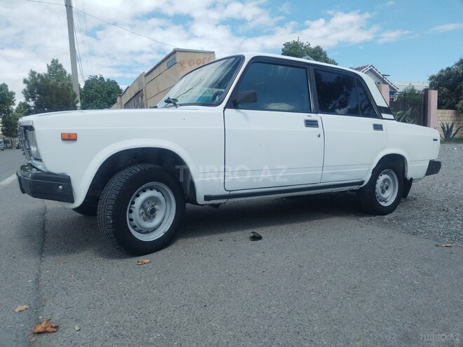 LADA (VAZ) 2107-3
