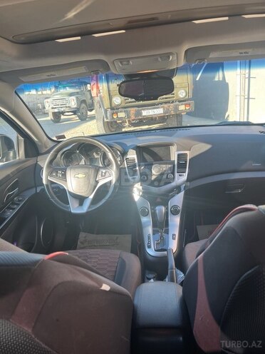 Chevrolet Cruze-8