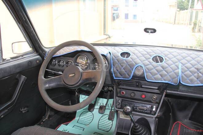 LADA (VAZ) 2106-6
