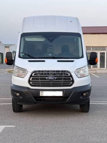 Ford Transit-1