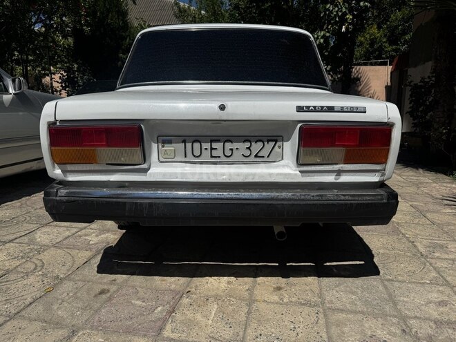 LADA (VAZ) 2107-5