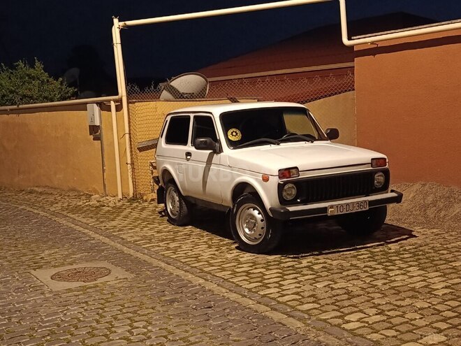 LADA (VAZ) Niva-3
