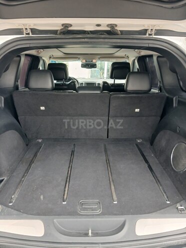 Jeep Grand Cherokee-12