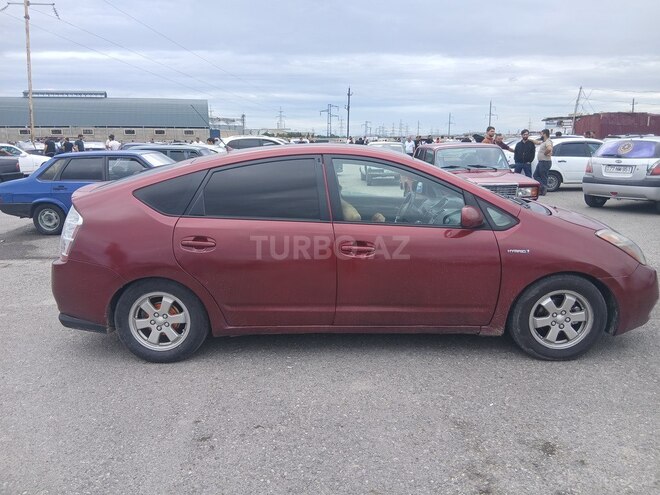 Toyota Prius-3
