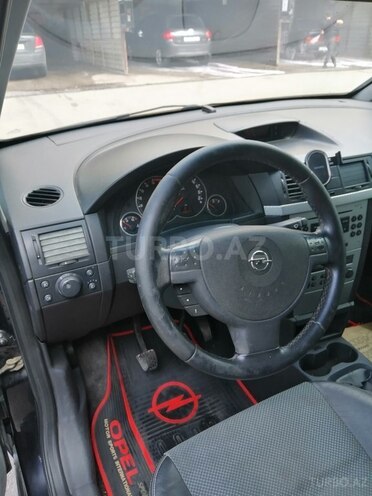 Opel Meriva-9