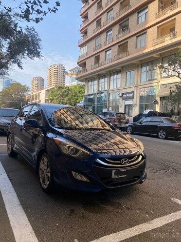 Hyundai Elantra-5