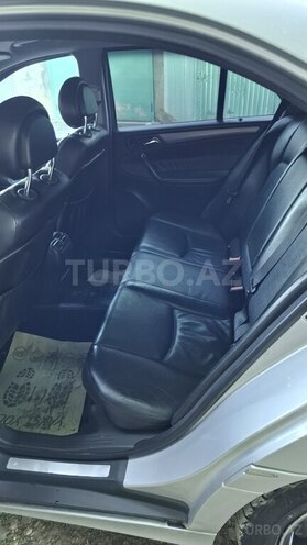 Mercedes C 200-13