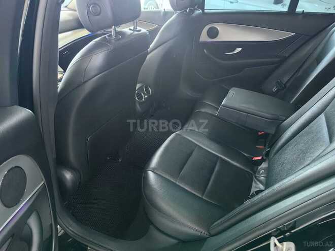 Mercedes E 220 d-18