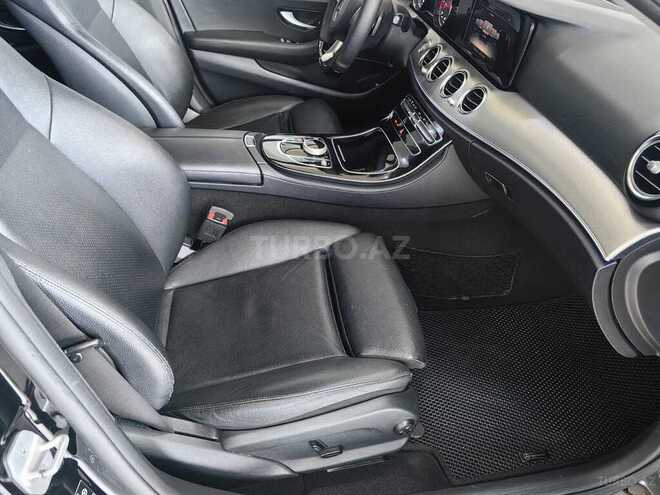 Mercedes E 220 d-23