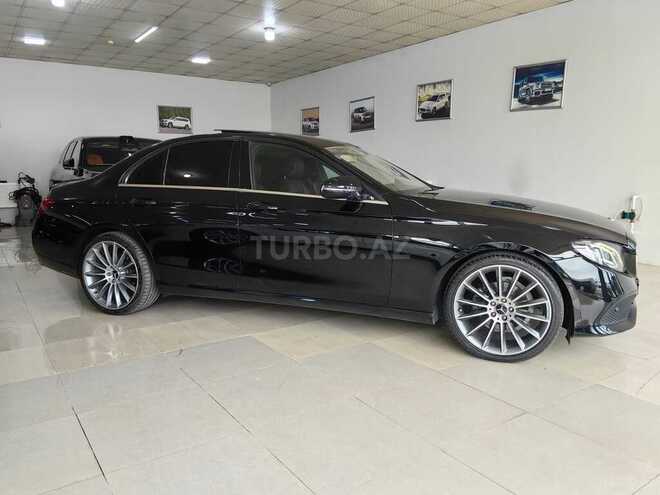 Mercedes E 220 d-8