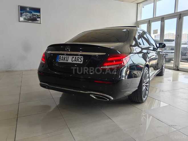 Mercedes E 220 d-7
