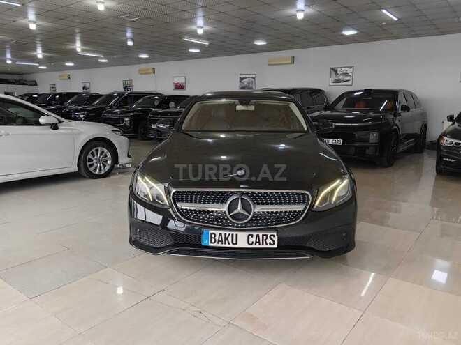 Mercedes E 220 d-2