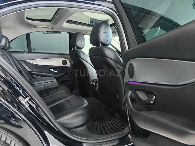 Mercedes E 220 d-21