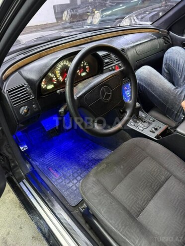 Mercedes C 240-9
