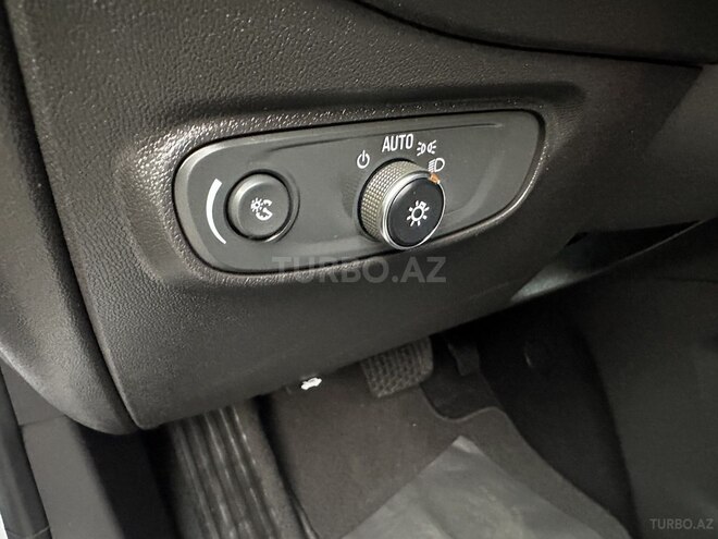Chevrolet Equinox-9