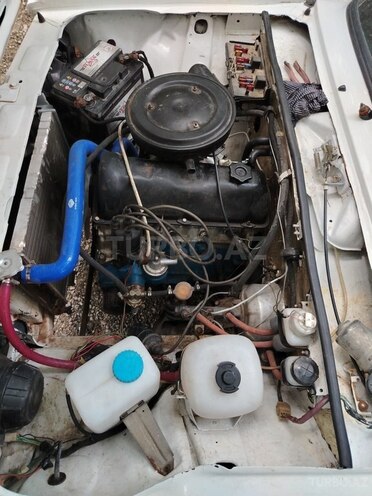LADA (VAZ) 2107-2