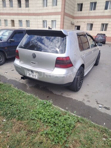 Volkswagen Golf-3