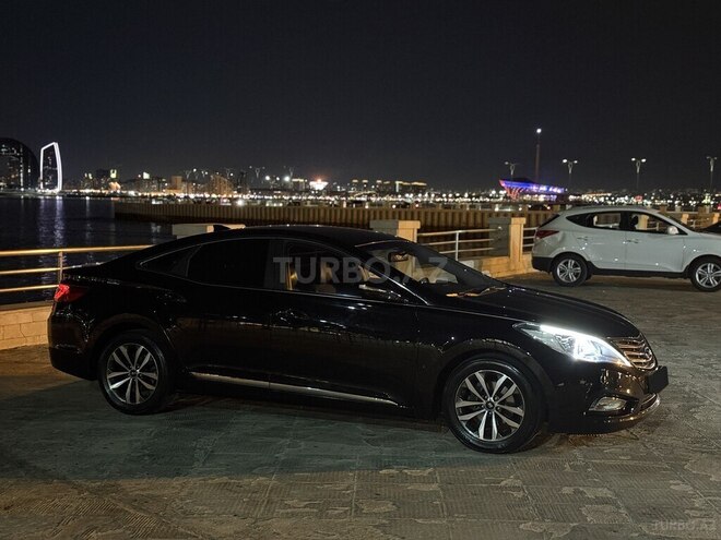 Hyundai Grandeur-13